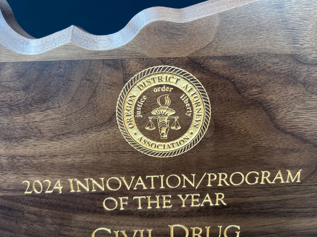 Laser engraved walnut State of Oregon plaque with gold color fill